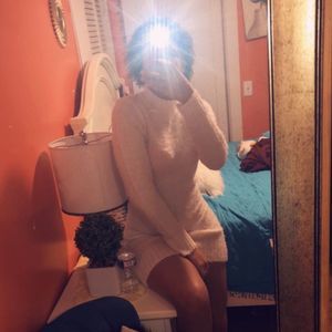 Meet your Posher, Noemi